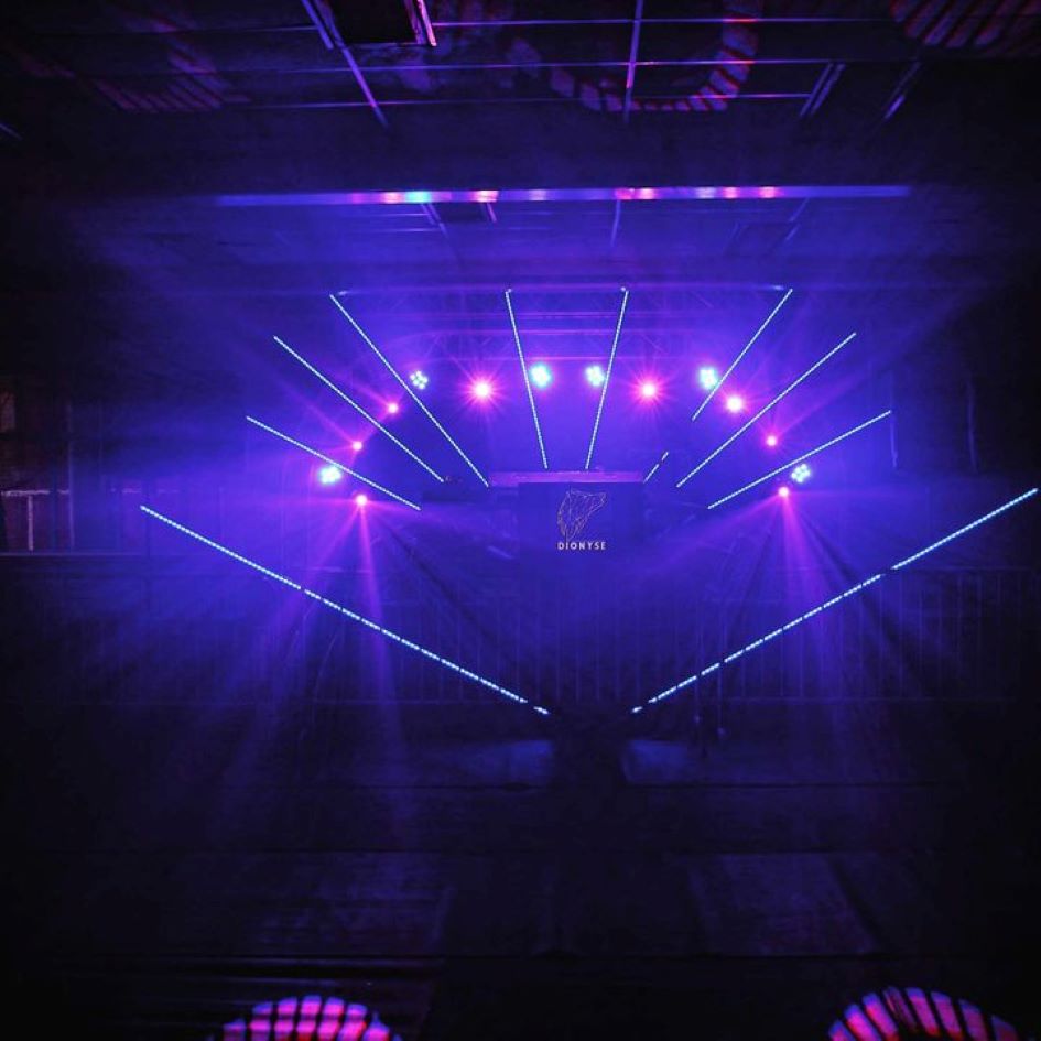 <FileStorage: 'bal r.jpg' ('image/jpeg')>