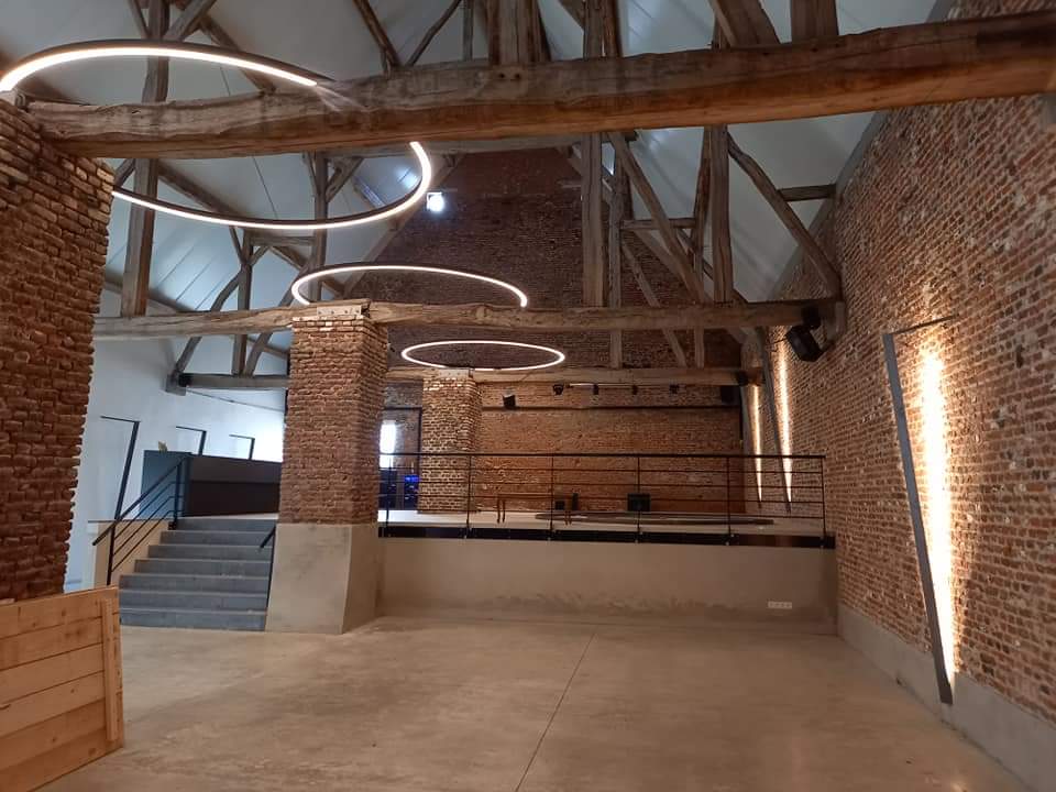 <FileStorage: 'fm1.jpg' ('image/jpeg')>